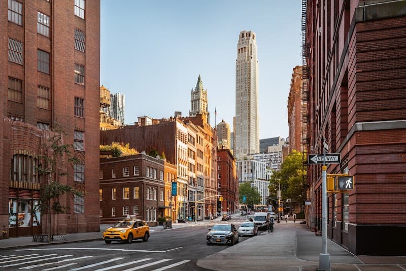 Four Seasons Hotel New York Downtown - Photo 1