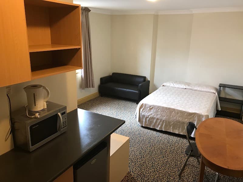 Zarita Private Hotel - Photo 4