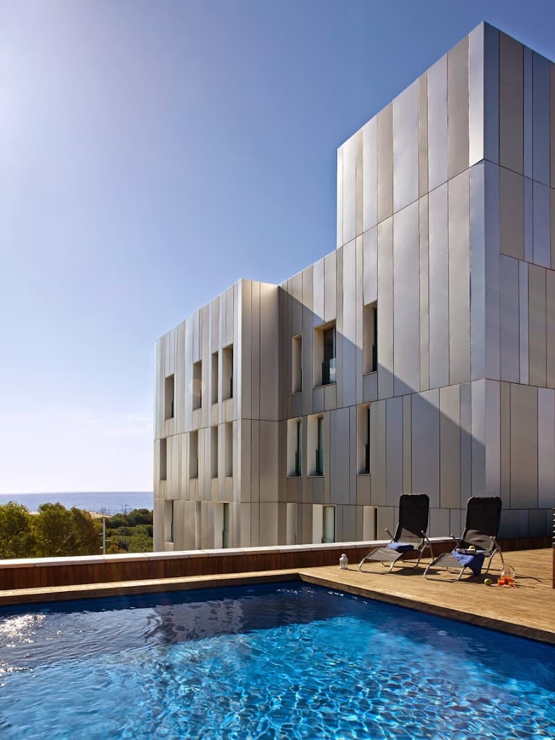 Durlet Beach Apartments - Photo 3