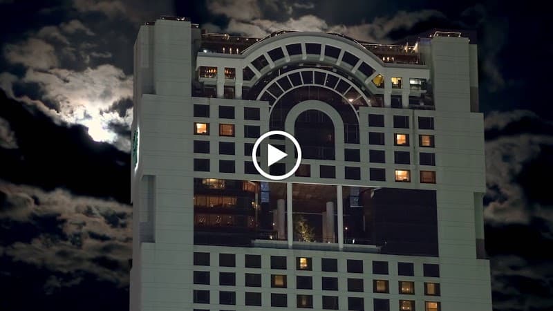 Banyan Tree Bangkok - Photo 2