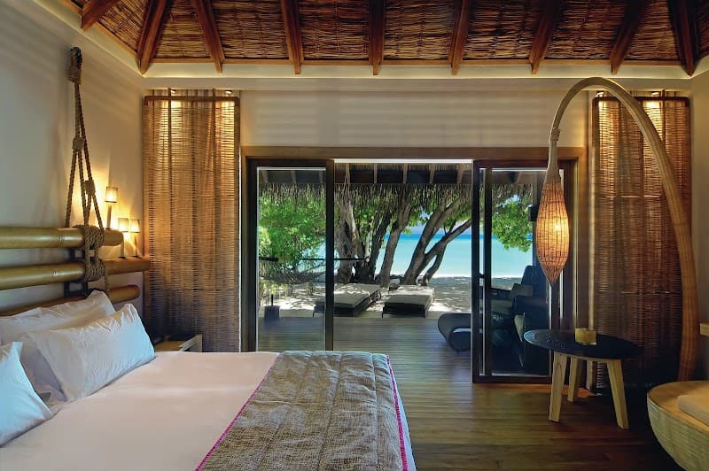 Constance Moofushi Maldives - Photo 2