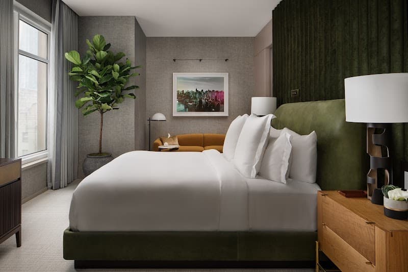 Four Seasons Hotel New York Downtown - Photo 5