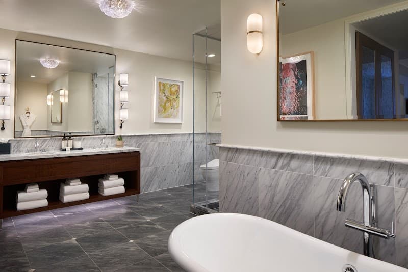 The Wall Street Hotel - Photo 5