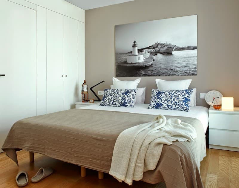 Durlet Beach Apartments - Photo 2