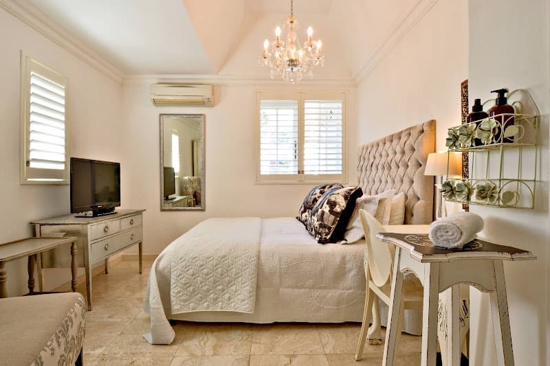 Rhonda's Manor Boutique Guest House - Photo 5