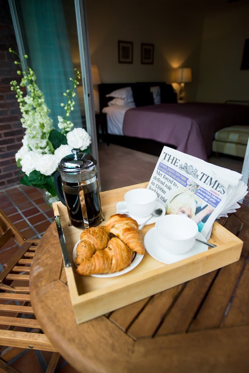 9 Hertford Street Apartments - Photo 4