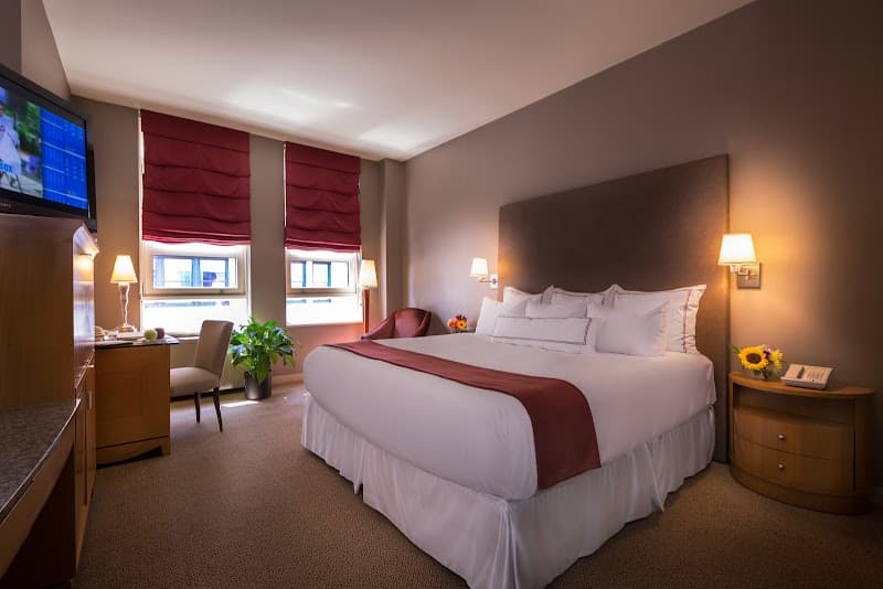 Hotel Giraffe by Library Hotel Collection - Photo 4