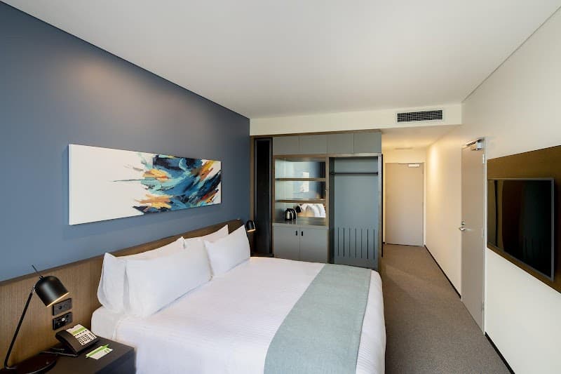 Holiday Inn Sydney St Marys by IHG - Photo 2