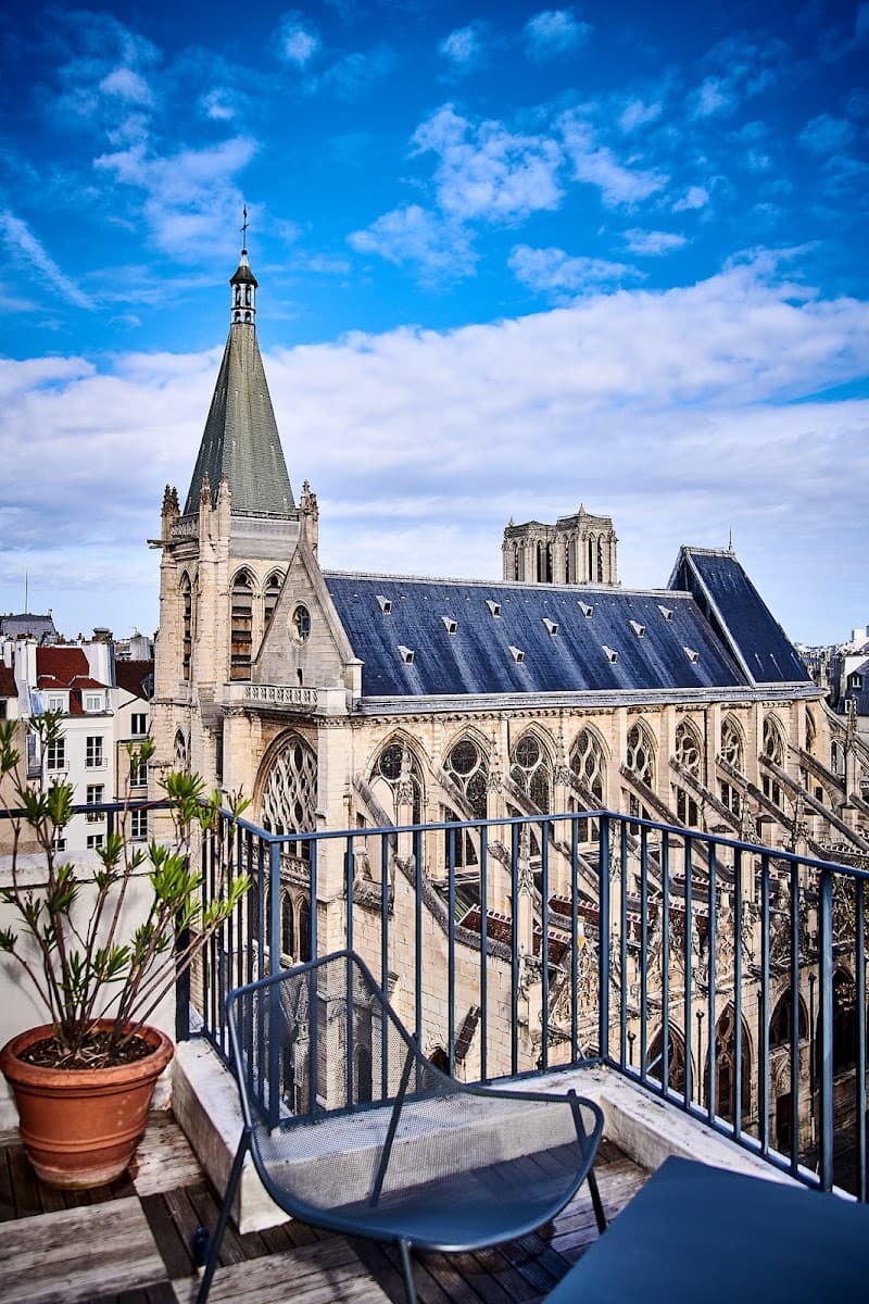 Hôtel Parc Saint-Séverin - Photo 3