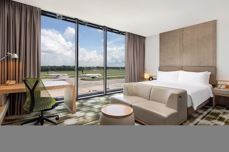 Crowne Plaza Changi Airport by IHG - Photo 4