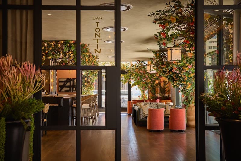 The Wall Street Hotel - Photo 3