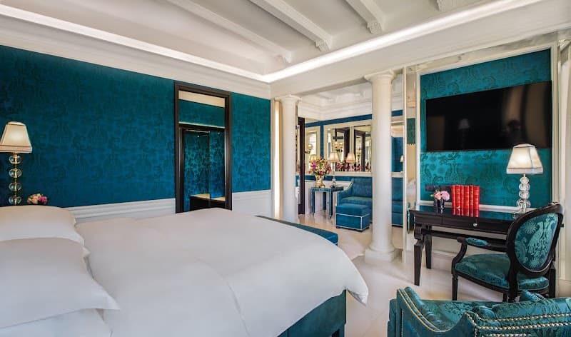 Hotel Hassler Roma - Photo 2