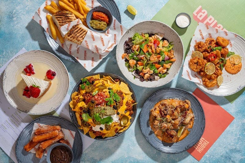 Holiday Inn Dubai Business Bay, an IHG Hotel - Photo 4