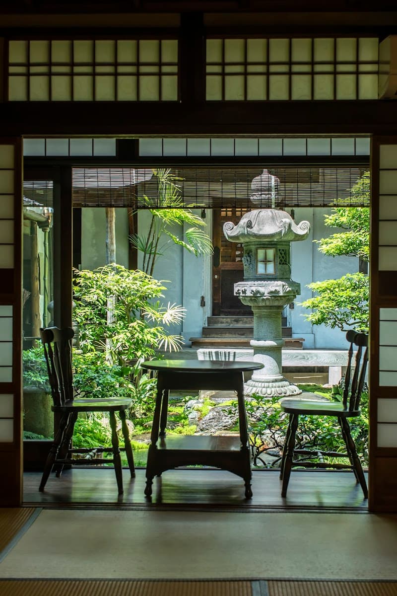 Toshiharu Ryokan - Photo 2