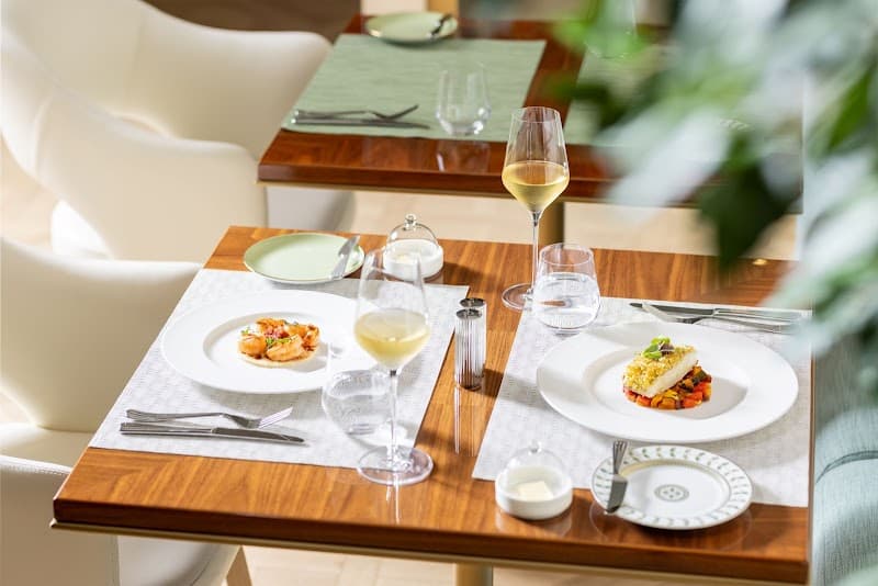 Lanson Place Causeway Bay, Hong Kong - Photo 2