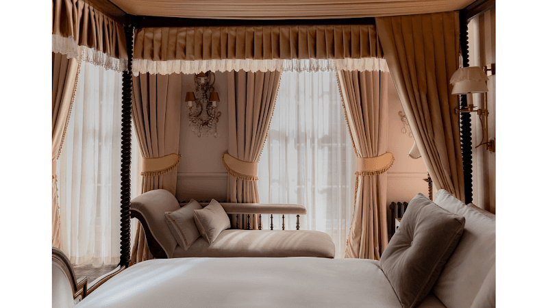 Henry's Townhouse, Marylebone - Photo 1