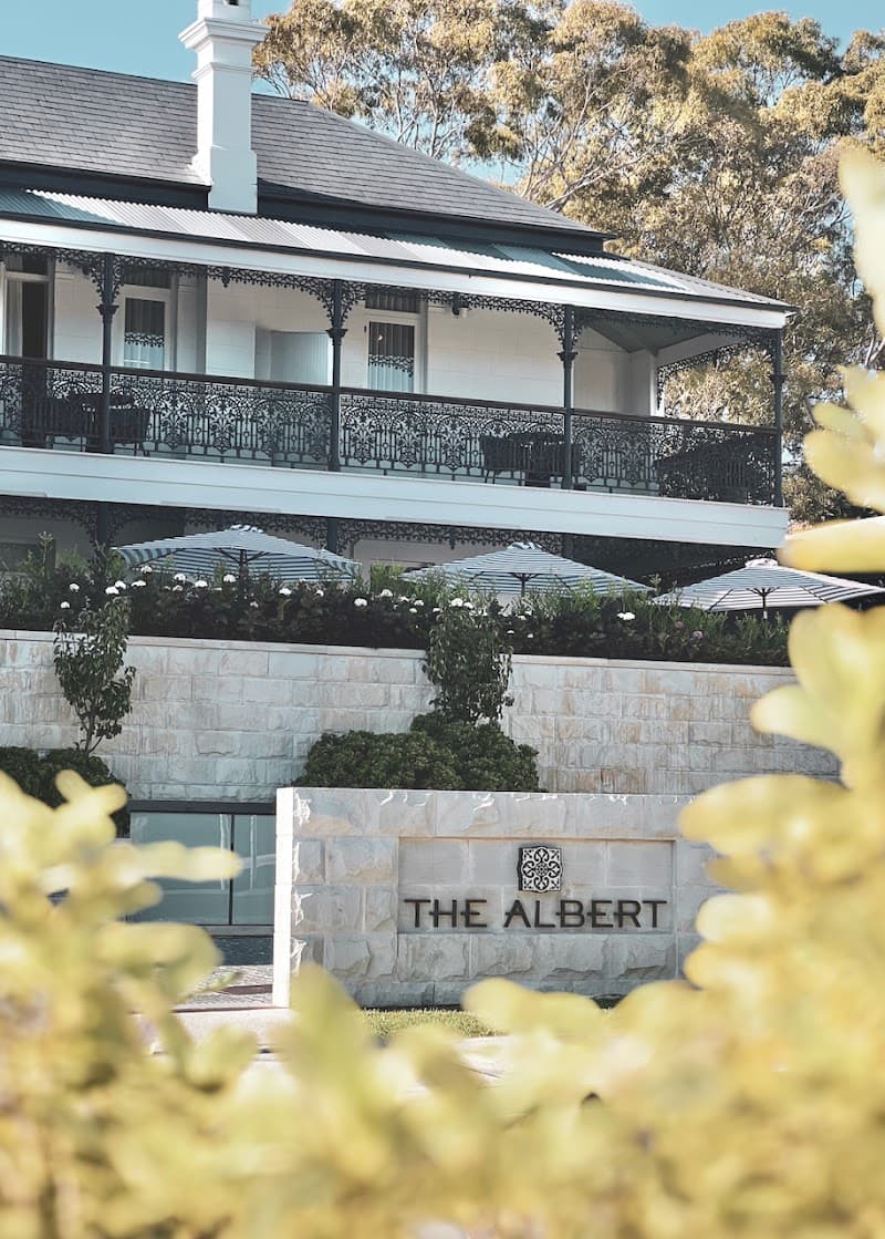 The Albert Hotel - Photo 4