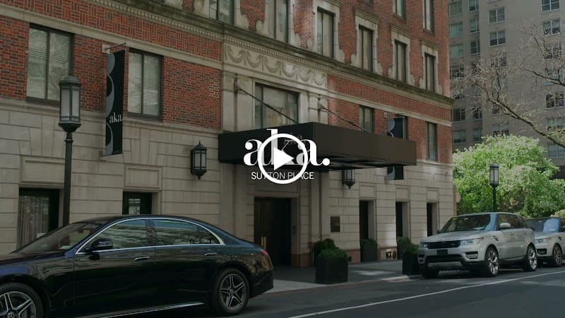 AKA Sutton Place - Photo 2