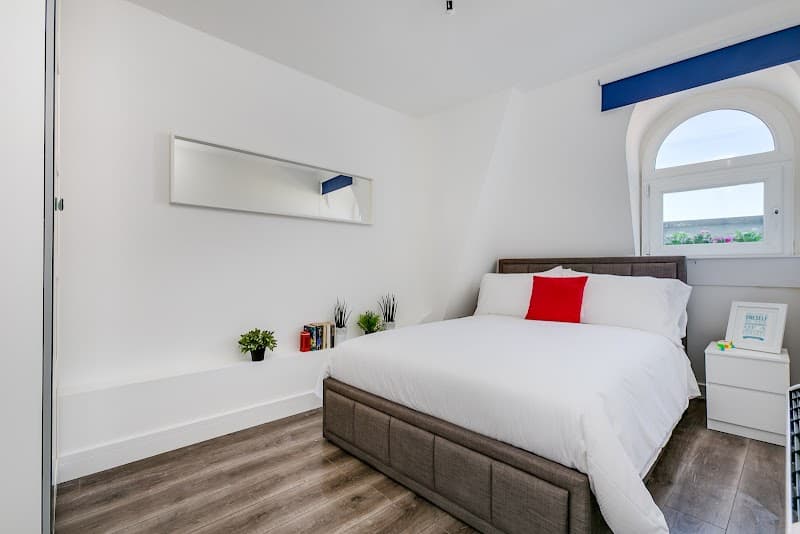 Notting Hill Residences - Photo 2