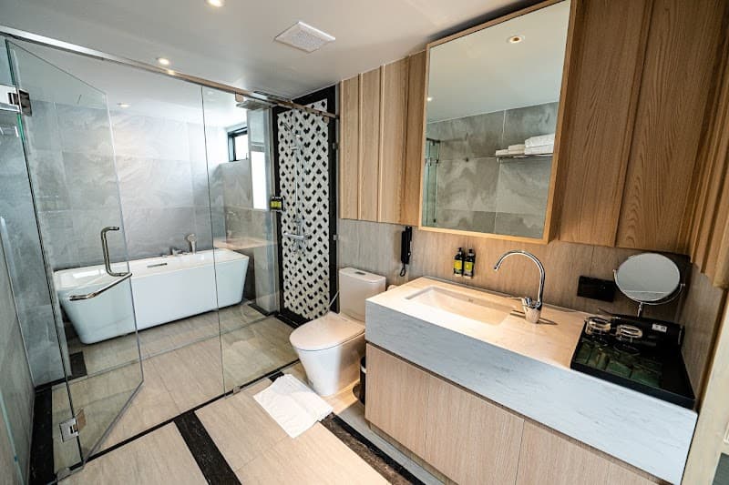 Floral Court Hotel & Residence Sukhumvit 13 - Photo 6