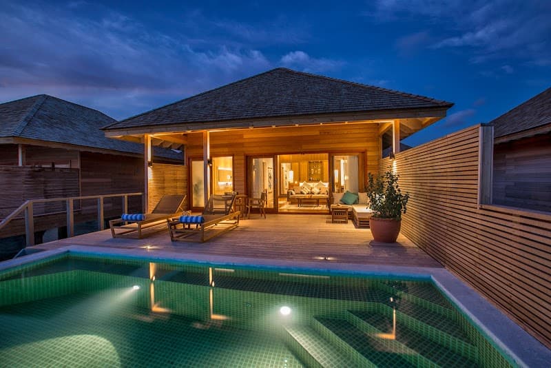 Hurawalhi Island Resort - Photo 1