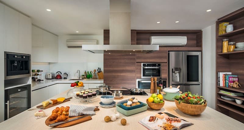 Lanson Place Winsland, Singapore - Photo 2