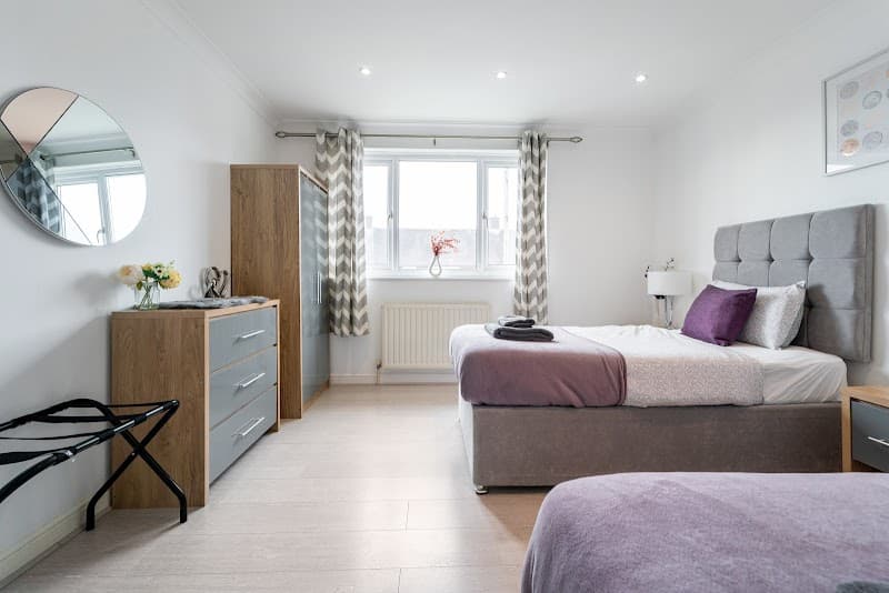 Dwellers Delight Luxury Stay - Flexi Let, Corporate & Serviced Accommodation Provider- Chigwell - Photo 1