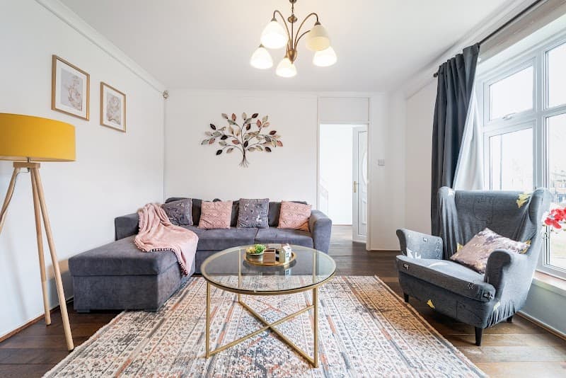 Dwellers Delight Luxury Stay - Flexi Let, Corporate & Serviced Accommodation Provider- Chigwell - Photo 2